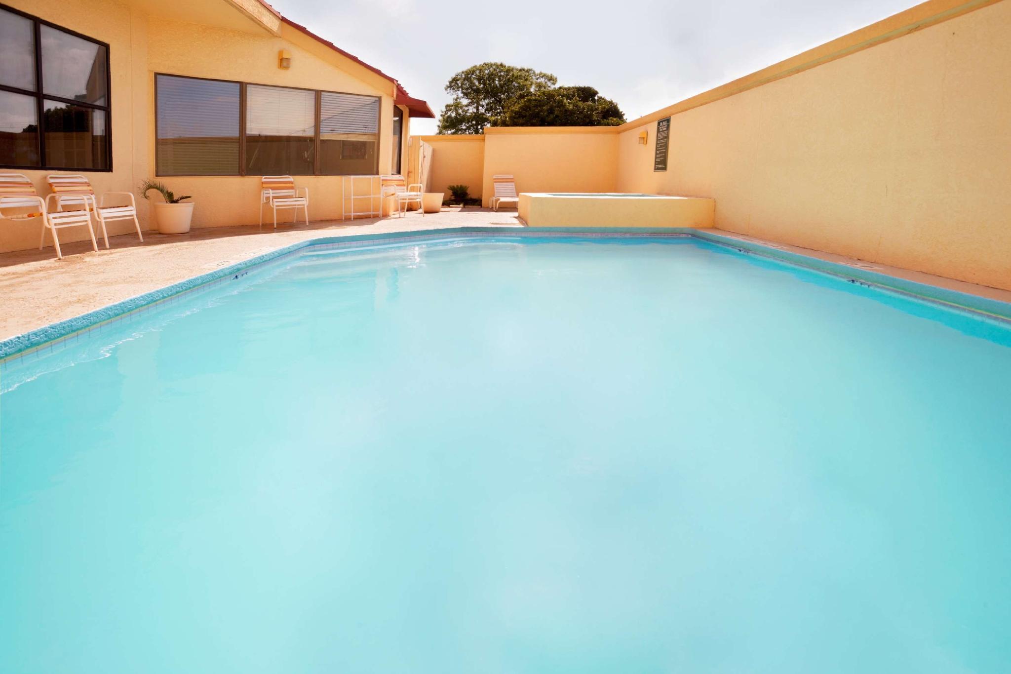 La Quinta By Wyndham Round Rock North Hotel Exterior photo