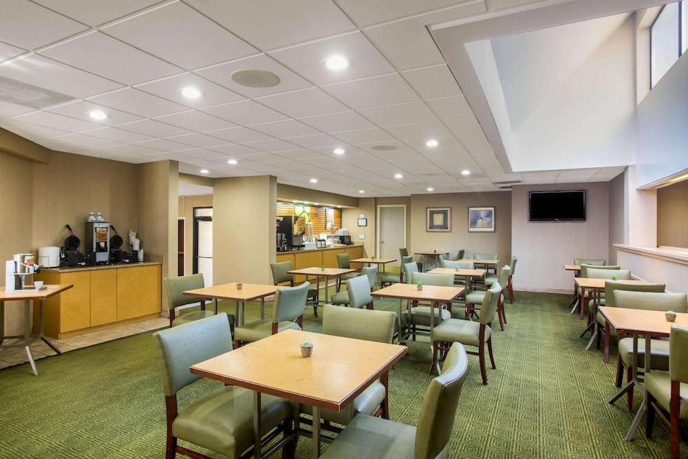 La Quinta By Wyndham Round Rock North Hotel Exterior photo