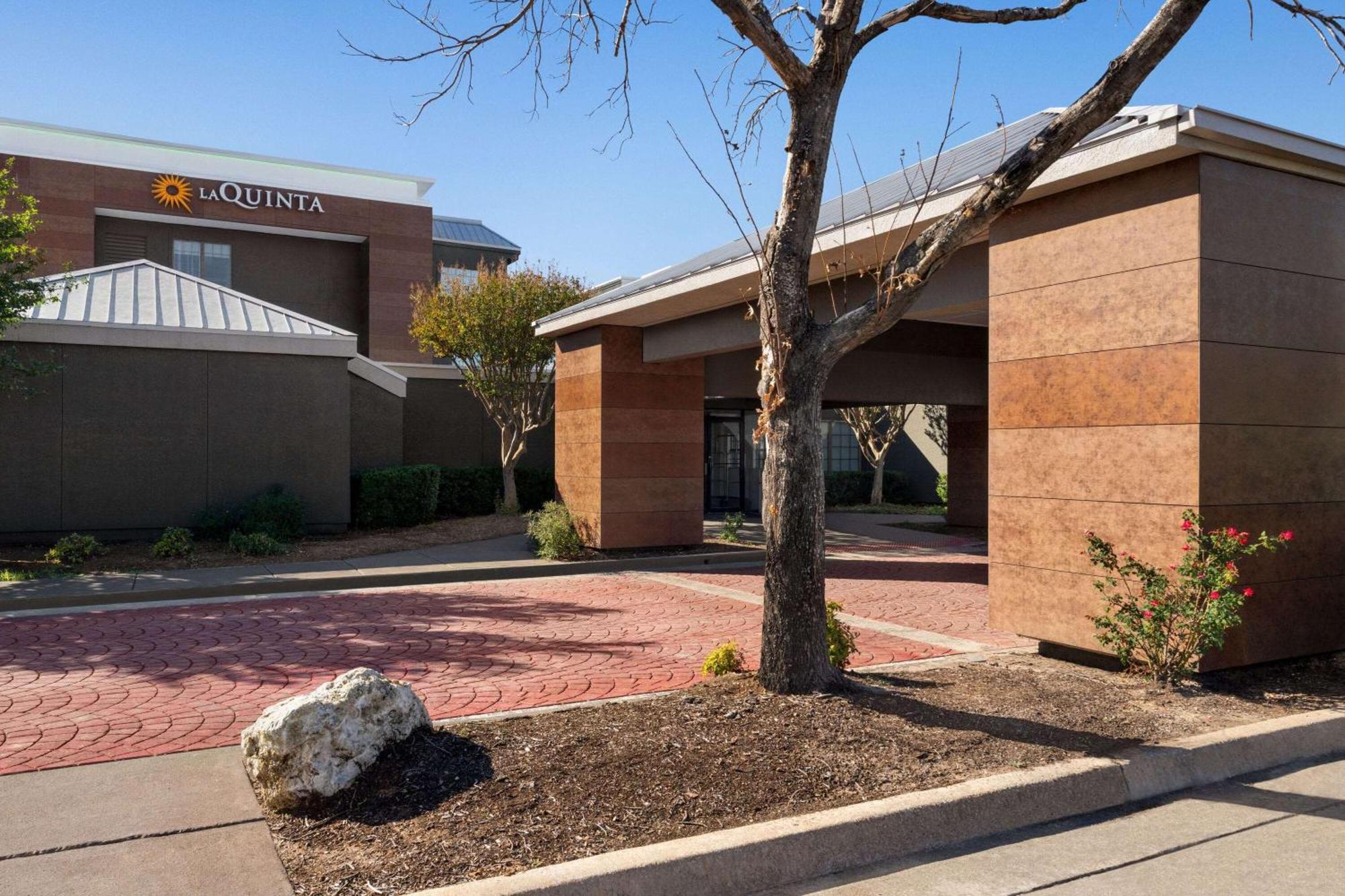 La Quinta By Wyndham Round Rock North Hotel Exterior photo