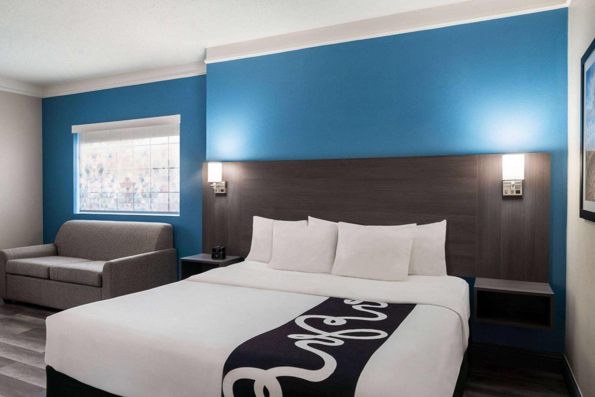 La Quinta By Wyndham Round Rock North Hotel Exterior photo
