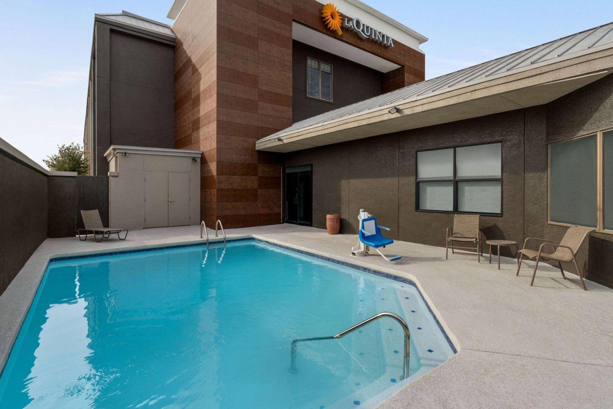 La Quinta By Wyndham Round Rock North Hotel Exterior photo